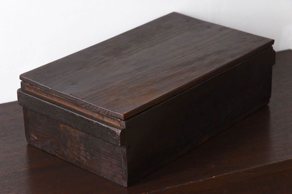 アンティーク雑貨　和製アンティーク　明治大正期　古い木味の小箱(木箱・収納箱)(1)