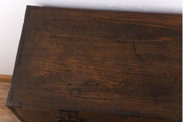 アンティーク家具　シンプルなアンティーク7杯時代箪笥(チェスト)