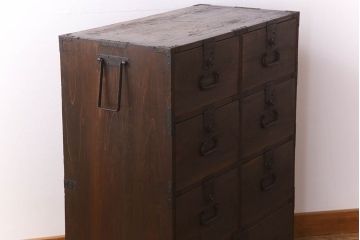 アンティーク家具　シンプルなアンティーク7杯時代箪笥(チェスト)