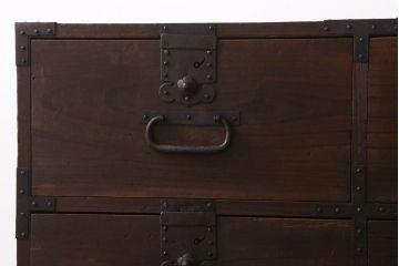 アンティーク家具　シンプルなアンティーク7杯時代箪笥(チェスト)