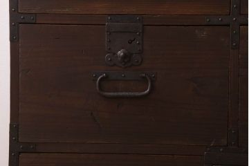 アンティーク家具　シンプルなアンティーク7杯時代箪笥(チェスト)