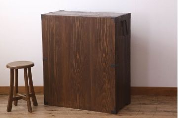 アンティーク家具　シンプルなアンティーク7杯時代箪笥(チェスト)