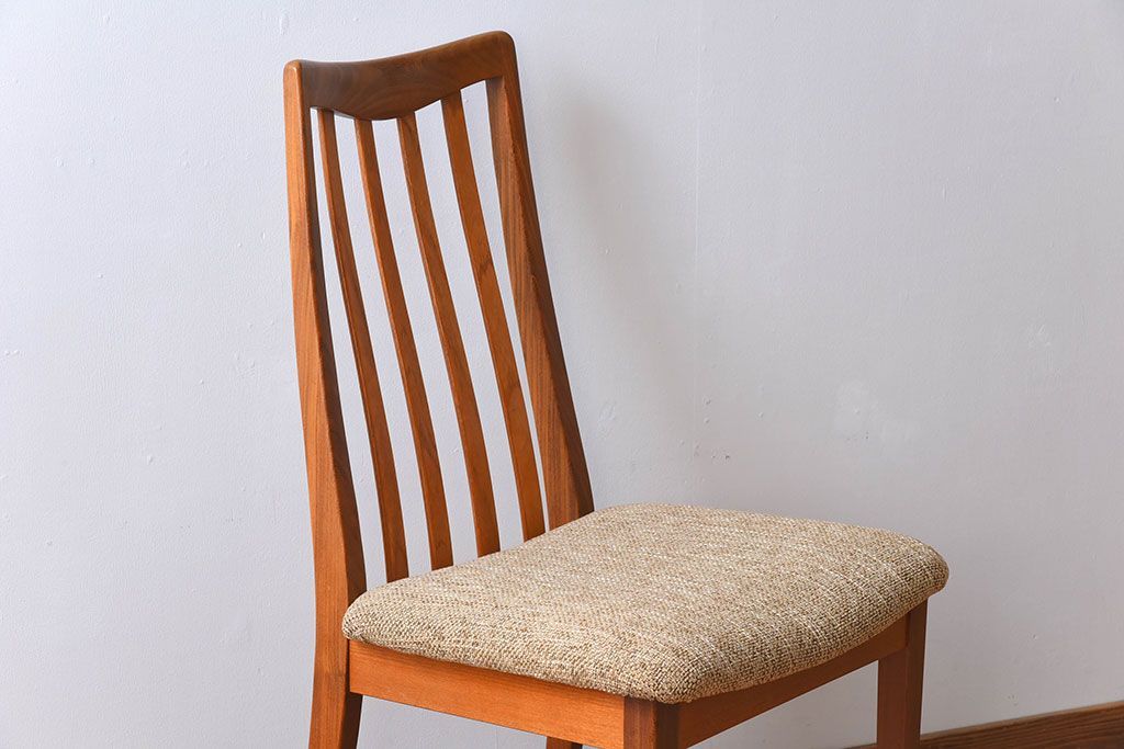 ヴィンテージ家具　北欧ビンテージ　G-PLAN(ジープラン)　ダイニングチェア(1)