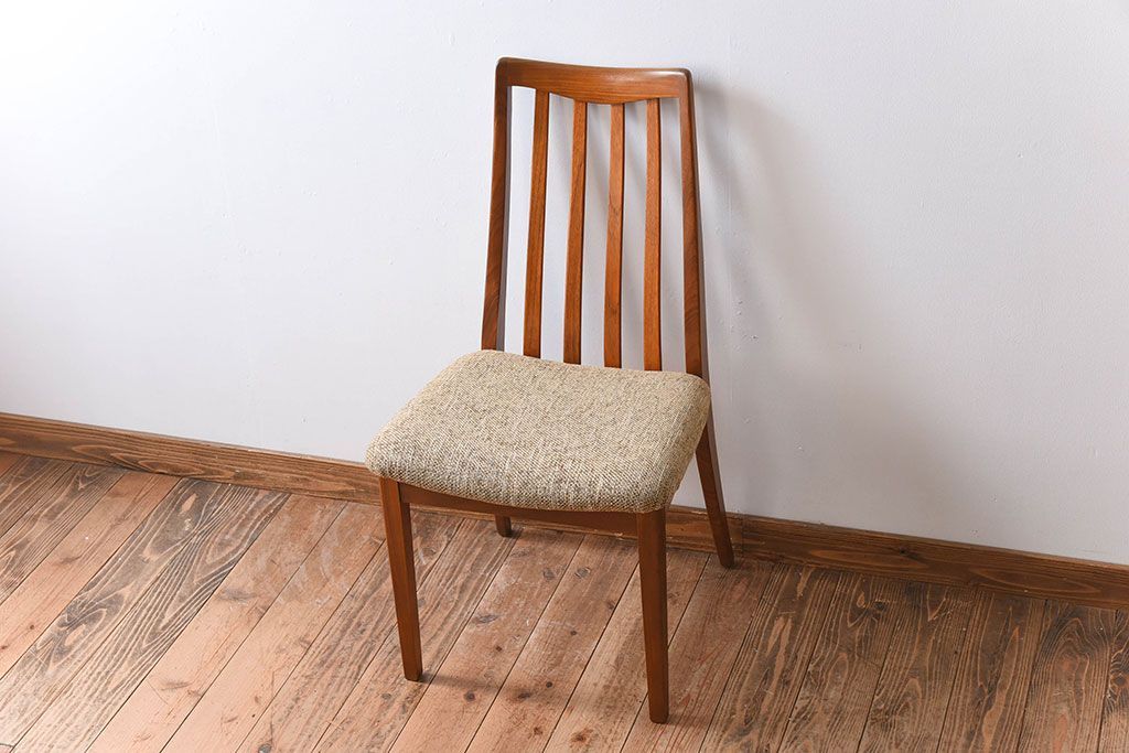 ヴィンテージ家具　北欧ビンテージ　G-PLAN(ジープラン)　ダイニングチェア(2)