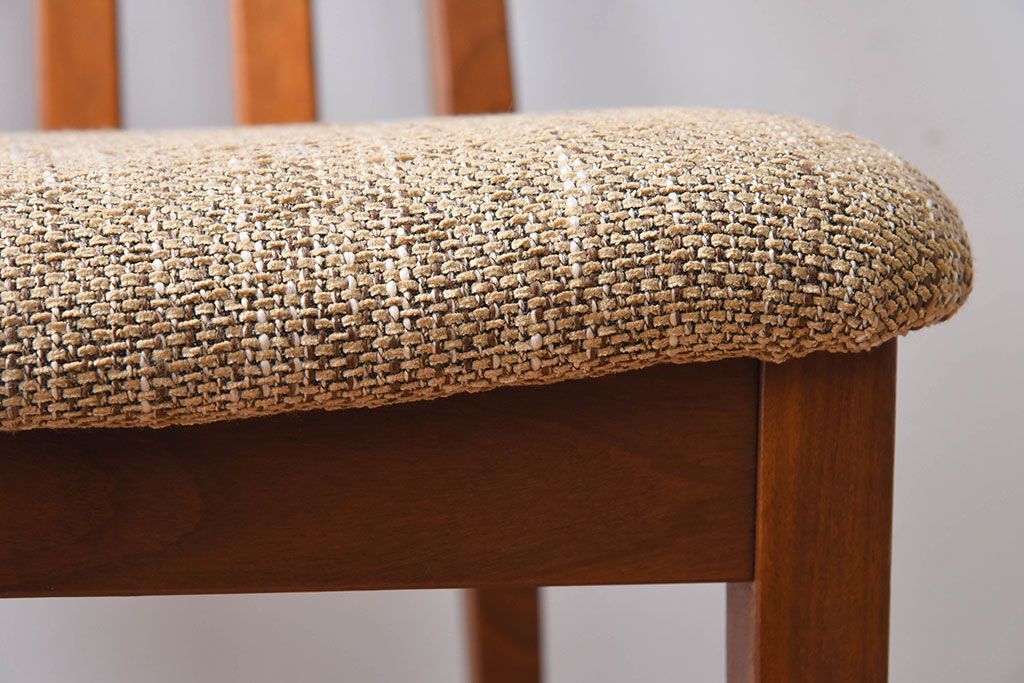 ヴィンテージ家具　北欧ビンテージ　G-PLAN(ジープラン)　ダイニングチェア(2)