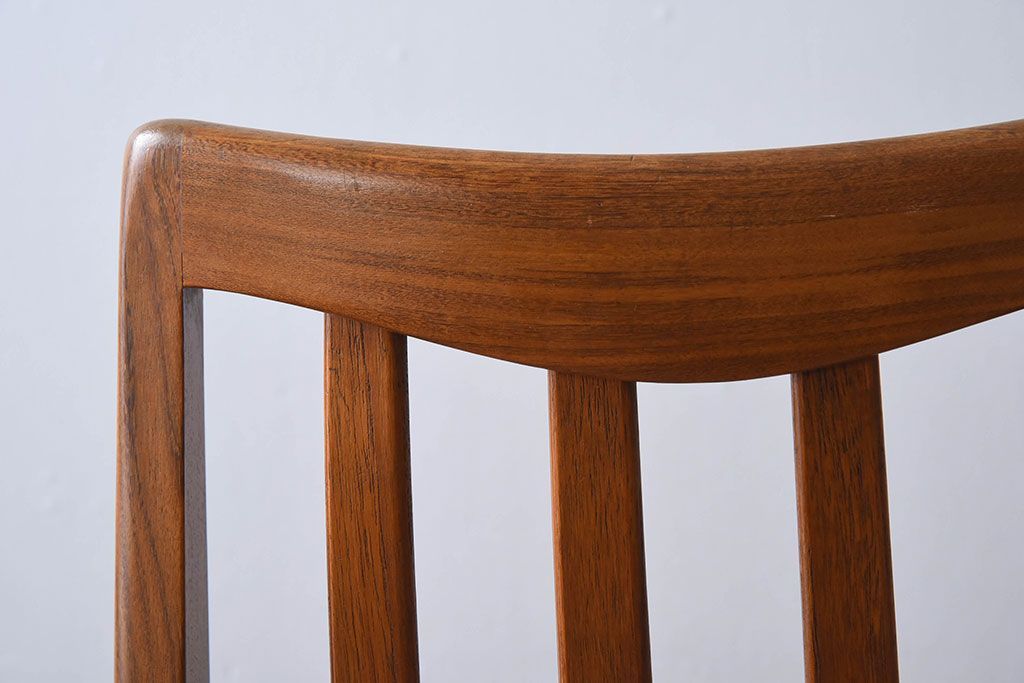 ヴィンテージ家具　北欧ビンテージ　G-PLAN(ジープラン)　ダイニングチェア(2)