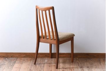 ヴィンテージ家具　北欧ビンテージ　G-PLAN(ジープラン)　ダイニングチェア(3)