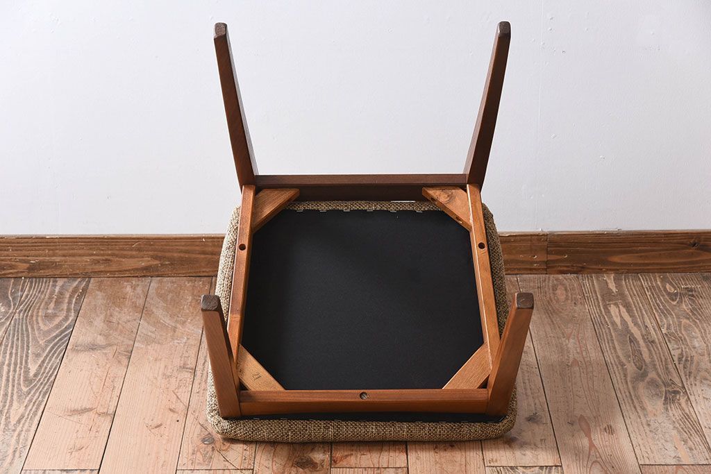 ヴィンテージ家具　北欧ビンテージ　G-PLAN(ジープラン)　ダイニングチェア(3)