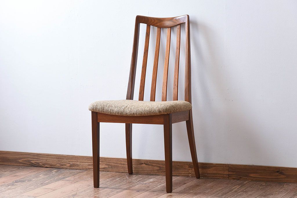 ヴィンテージ家具　北欧ビンテージ　G-PLAN(ジープラン)　ダイニングチェア