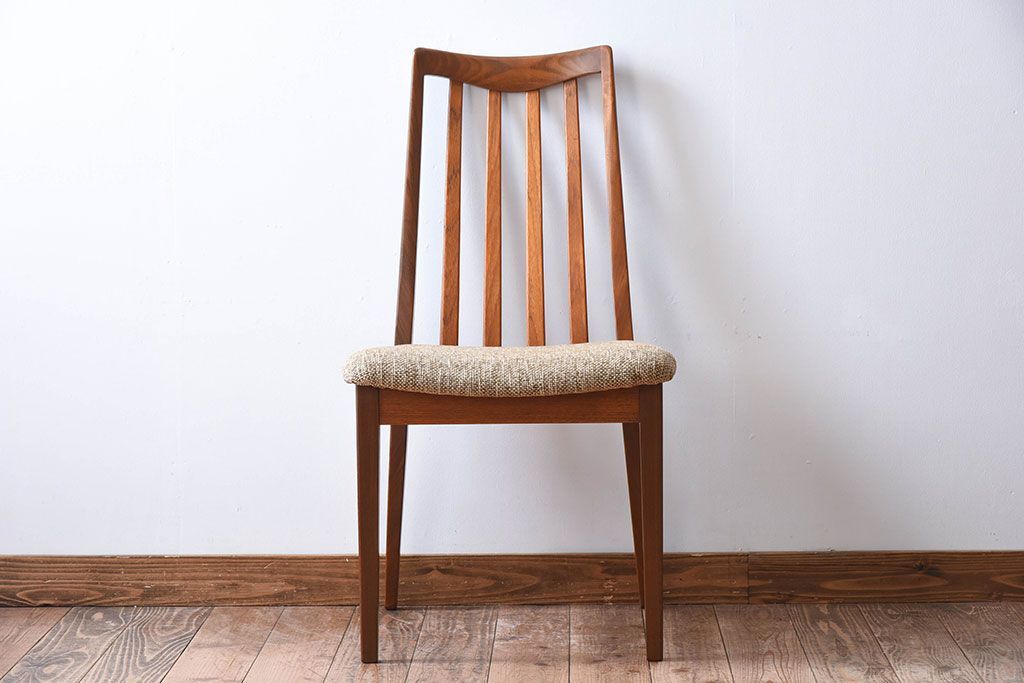 ヴィンテージ家具　北欧ビンテージ　G-PLAN(ジープラン)　ダイニングチェア