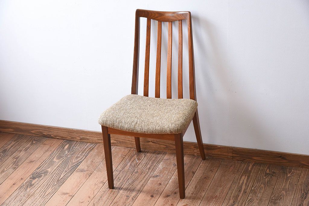 ヴィンテージ家具　北欧ビンテージ　G-PLAN(ジープラン)　ダイニングチェア
