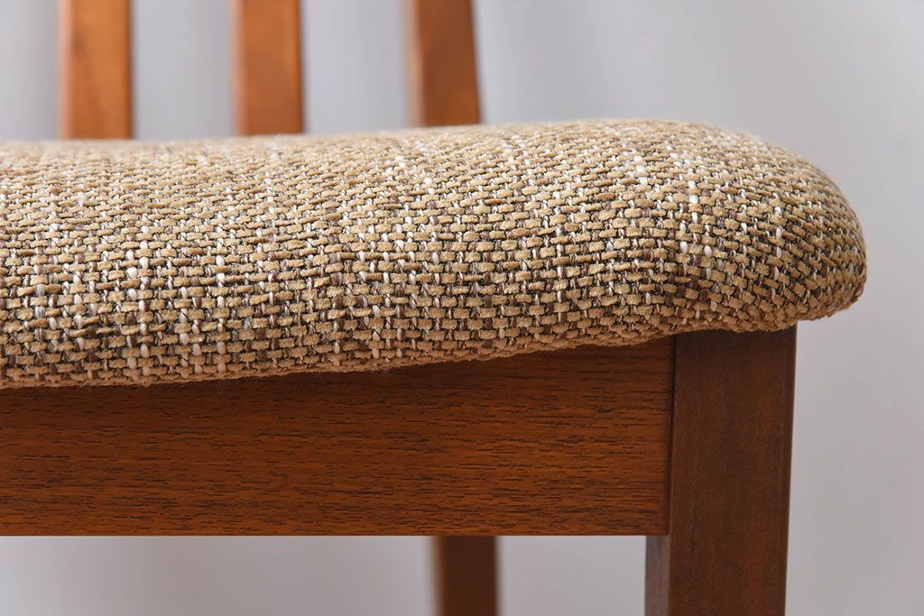 ヴィンテージ家具　北欧ビンテージ　G-PLAN(ジープラン)　ダイニングチェア