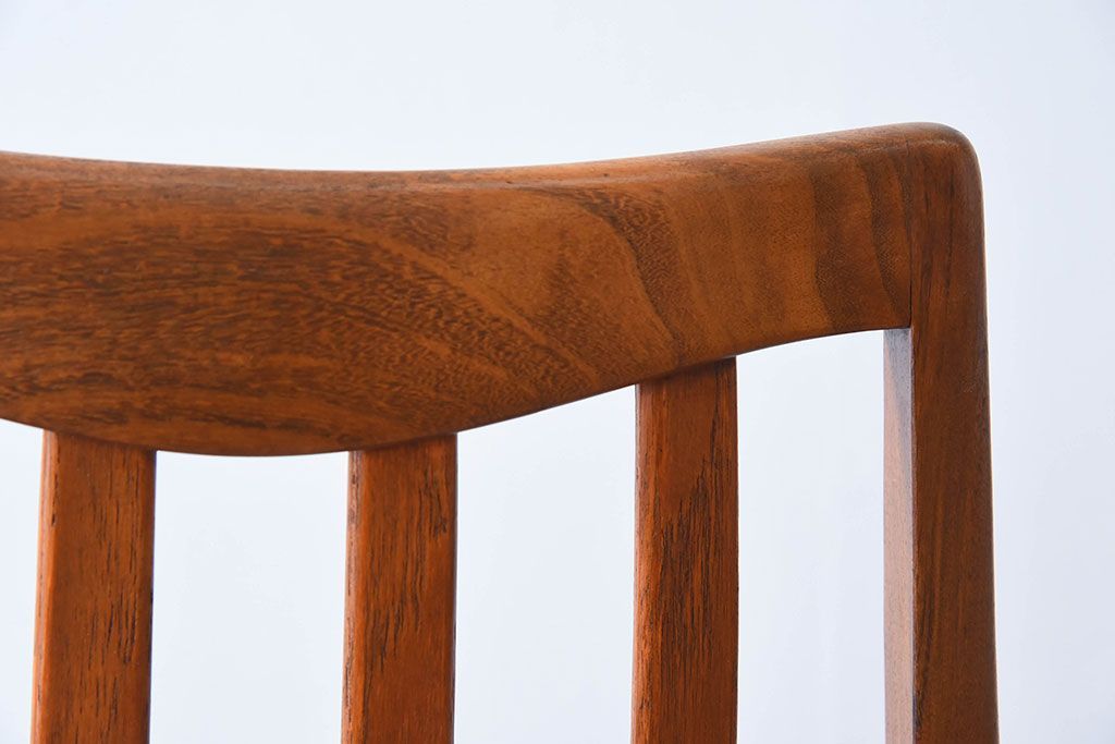 ヴィンテージ家具　北欧ビンテージ　G-PLAN(ジープラン)　ダイニングチェア