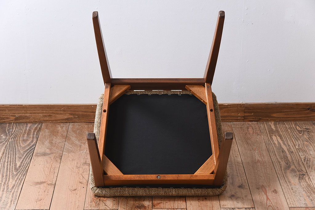 ヴィンテージ家具　北欧ビンテージ　G-PLAN(ジープラン)　ダイニングチェア