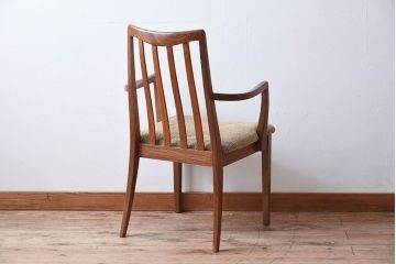 ヴィンテージ家具　北欧ビンテージ　G-PLAN(ジープラン)　アームチェア(1)