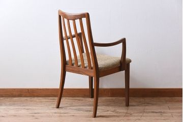 ヴィンテージ家具　北欧ビンテージ　G-PLAN(ジープラン)　アームチェア(2)