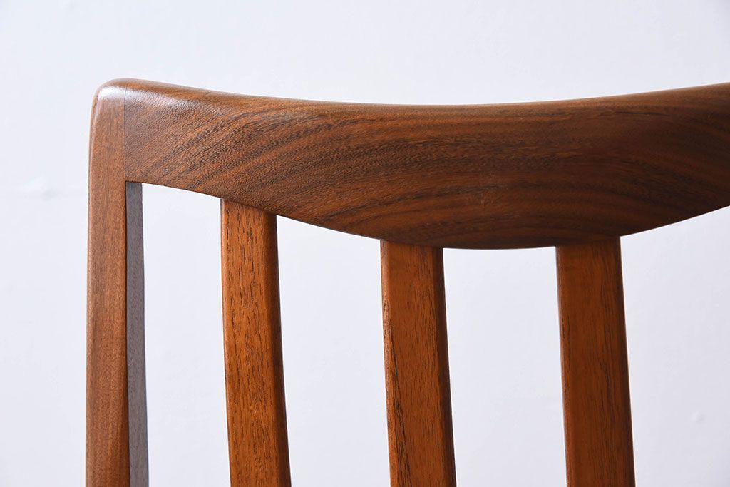 ヴィンテージ家具　北欧ビンテージ　G-PLAN(ジープラン)　アームチェア(2)