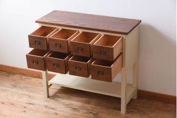 アンティーク家具　ネームプレート取っ手　引き出し8杯付き!サイドテーブル(平机・コンソールテーブル)