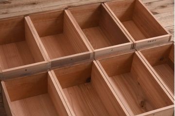 アンティーク家具　ネームプレート取っ手　引き出し8杯付き!サイドテーブル(平机・コンソールテーブル)