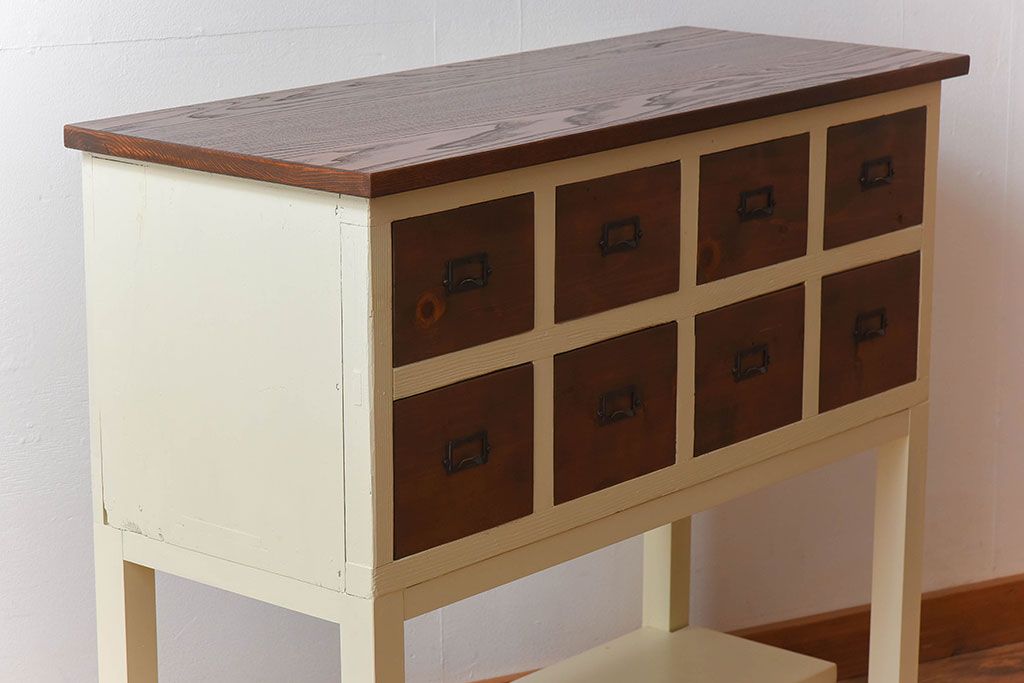 アンティーク家具　ネームプレート取っ手　引き出し8杯付き!サイドテーブル(平机・コンソールテーブル)