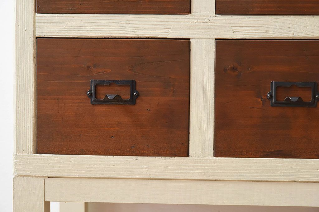 アンティーク家具　ネームプレート取っ手　引き出し8杯付き!サイドテーブル(平机・コンソールテーブル)