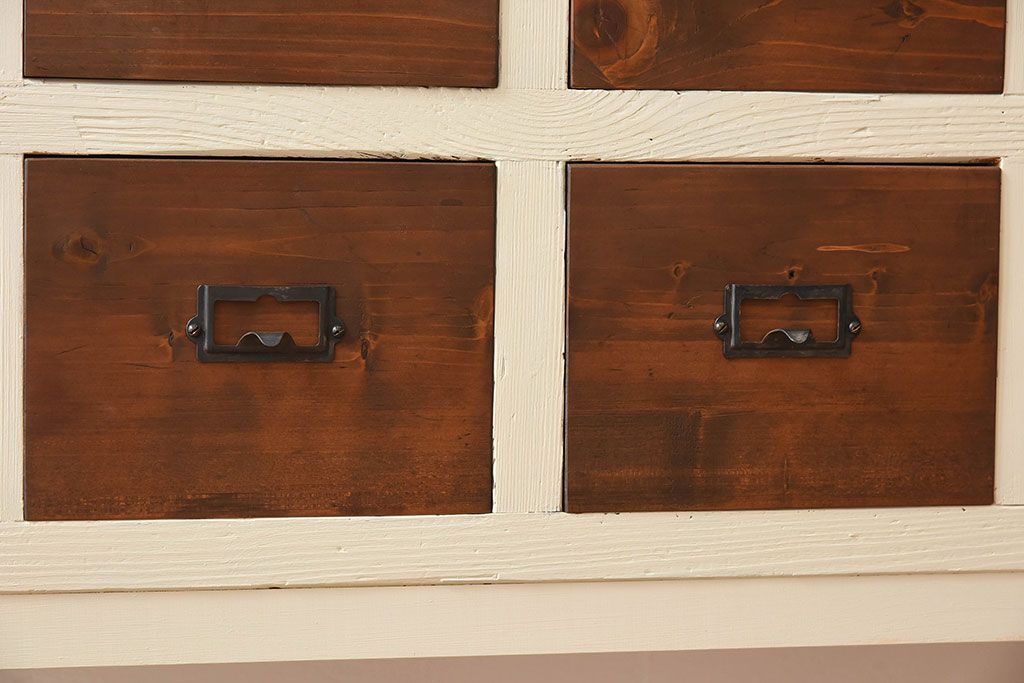 アンティーク家具　ネームプレート取っ手　引き出し8杯付き!サイドテーブル(平机・コンソールテーブル)