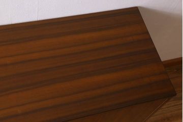 北欧ビンテージ家具　美品　ウォールナット材製のサイドボード