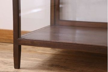 アンティーク家具　脚付き!小ぶりな木製アンティークガラスケース(ショーケース)