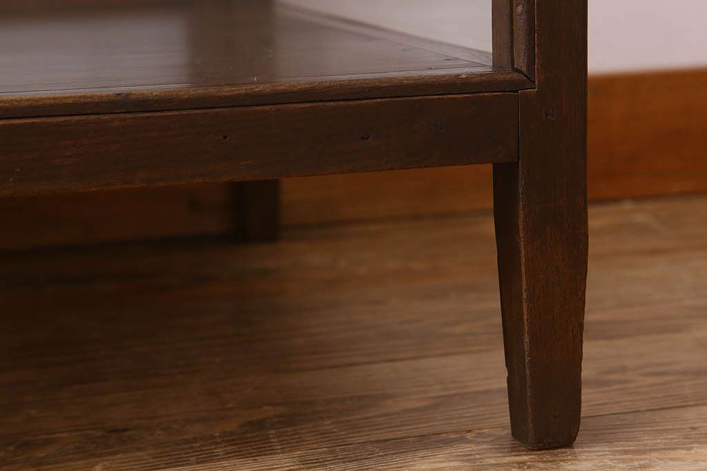 アンティーク家具　脚付き!小ぶりな木製アンティークガラスケース(ショーケース)