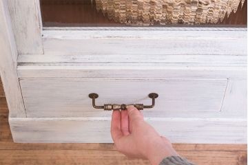 アンティーク家具　キャビネット　アンティーク　大きなペイント重ね収納棚(食器棚)