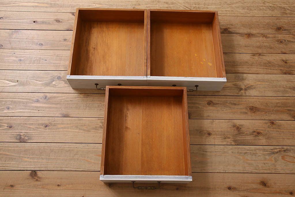 アンティーク家具　キャビネット　アンティーク　大きなペイント重ね収納棚(食器棚)