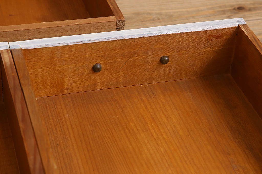 アンティーク家具　キャビネット　アンティーク　大きなペイント重ね収納棚(食器棚)