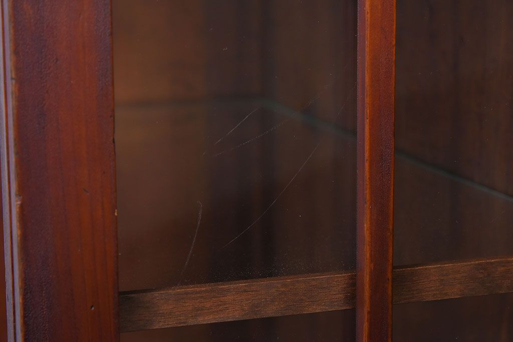 アンティーク家具　大正昭和期　ガラス棚板のアンティーク収納棚