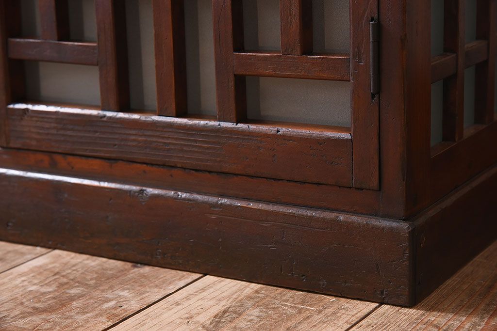 アンティーク家具　大正昭和期　ガラス棚板のアンティーク収納棚