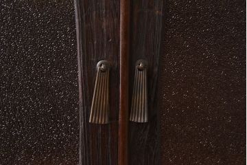 レトロ家具　昭和レトロ　上品で小ぶりな丸窓本箱(ブックケース)