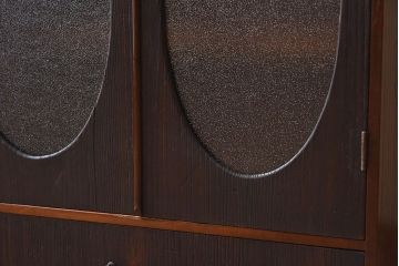 レトロ家具　昭和レトロ　上品で小ぶりな丸窓本箱(ブックケース)