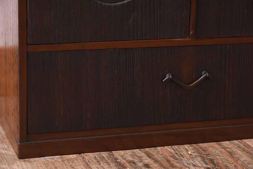 レトロ家具　昭和レトロ　上品で小ぶりな丸窓本箱(ブックケース)