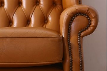 ヴィンテージ家具　本革製　イギリス　2人掛け　ビンテージ　ウィングバックソファ(ウイングバック、チェスターフィールド)