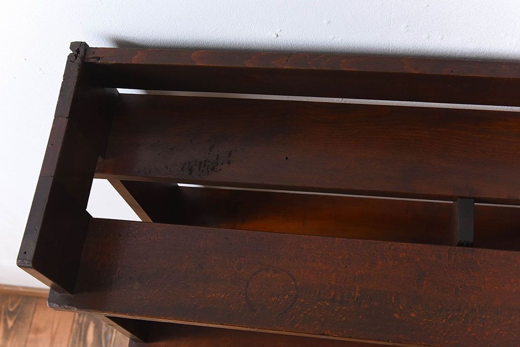 アンティーク家具　古い木製　和製アンティーク　変わり型の本棚