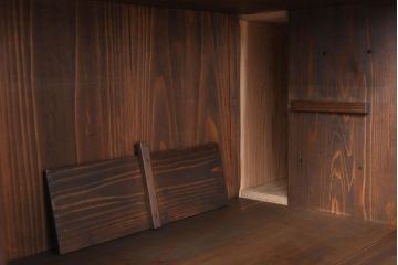 アンティーク家具　高級品　玉杢　三方欅材　かくし付き!重ね帳場箪笥