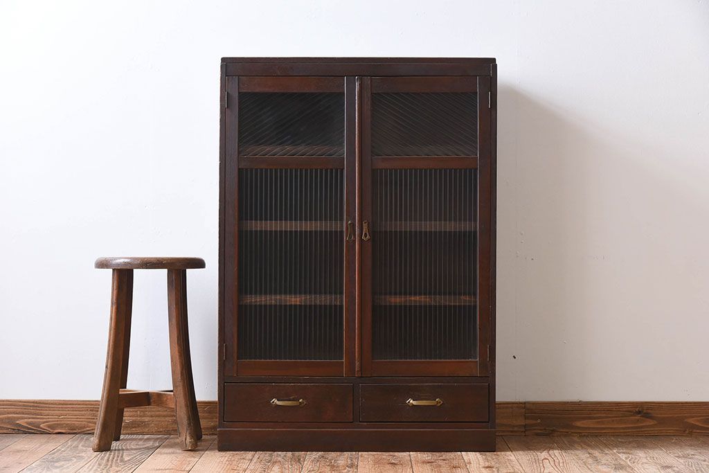 アンティーク家具　古い檜材　モールガラス扉　アンティーク本箱(ブックケース)