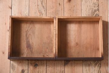 アンティーク家具　古い檜材　モールガラス扉　アンティーク本箱(ブックケース)