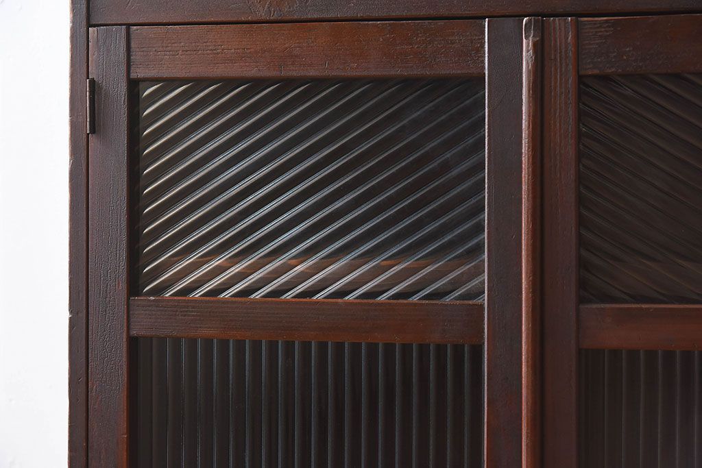 アンティーク家具　古い檜材　モールガラス扉　アンティーク本箱(ブックケース)