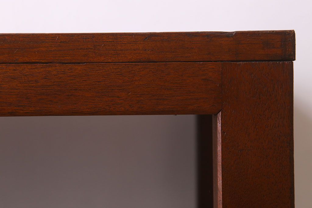 アンティーク家具　脚付き　和製アンティーク　古い木製のシンプルなラック(飾り棚)