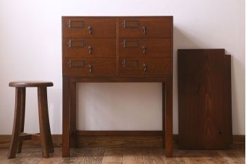 アンティーク家具　ネームプレート付き!　イギリスアンティーク　古い木製の脚付きドロワー(引き出し)(1)