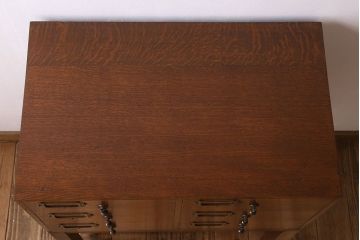 アンティーク家具　ネームプレート付き!　イギリスアンティーク　古い木製の脚付きドロワー(引き出し)(1)