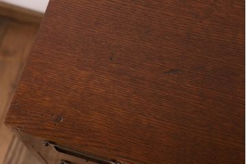 アンティーク家具　ネームプレート付き!　イギリスアンティーク　古い木製の脚付きドロワー(引き出し)(1)