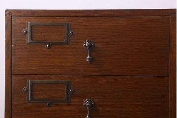 アンティーク家具　ネームプレート付き!　イギリスアンティーク　古い木製の脚付きドロワー(引き出し)(1)