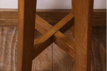 アンティーク家具　古いブナ材製のクッション座面丸スツール(椅子、チェア)(3)