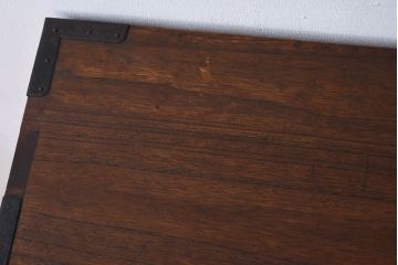 アンティーク家具　総桐材　和製アンティーク　鉄脚付き!シンプルな古い木の時代箪笥ローボード(1)